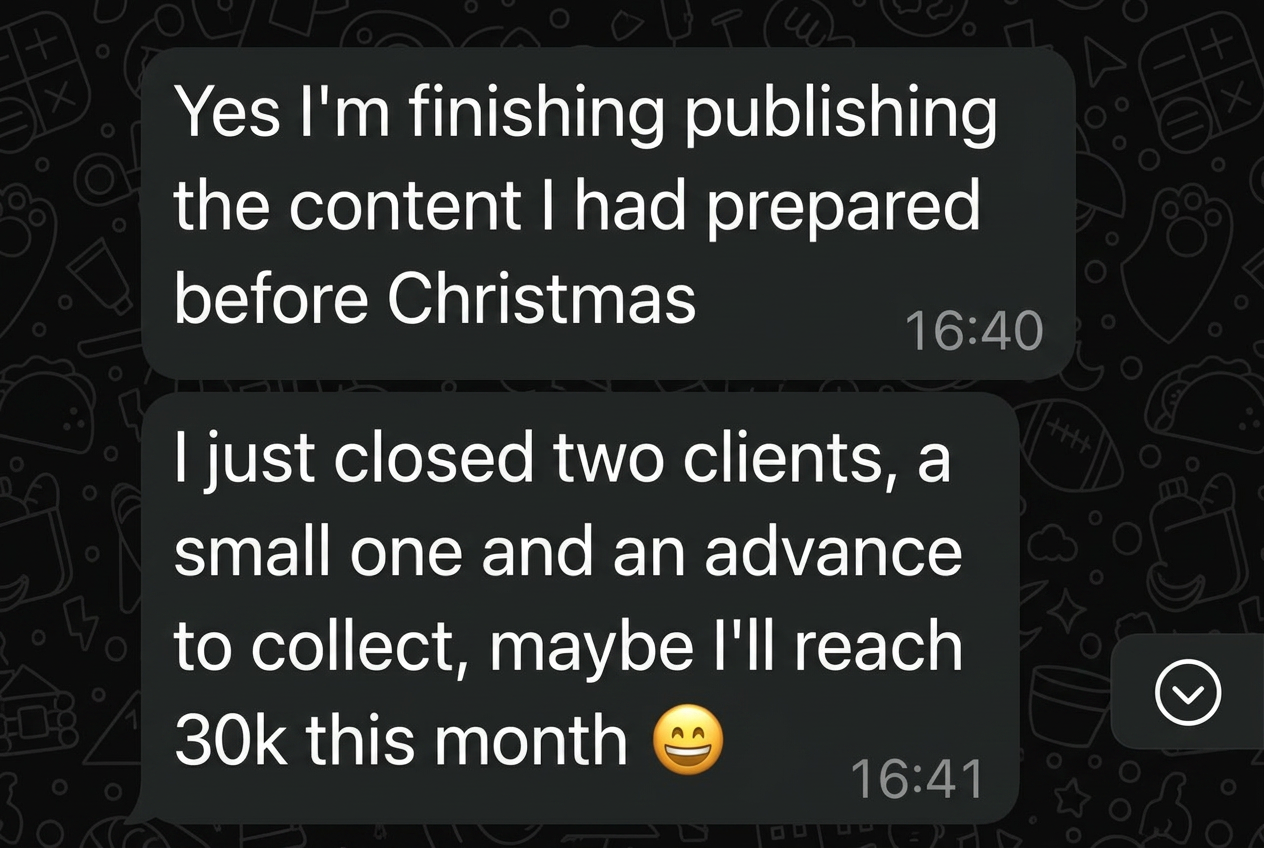 WhatsApp chat: two clients closed, on track to reach 30k this month